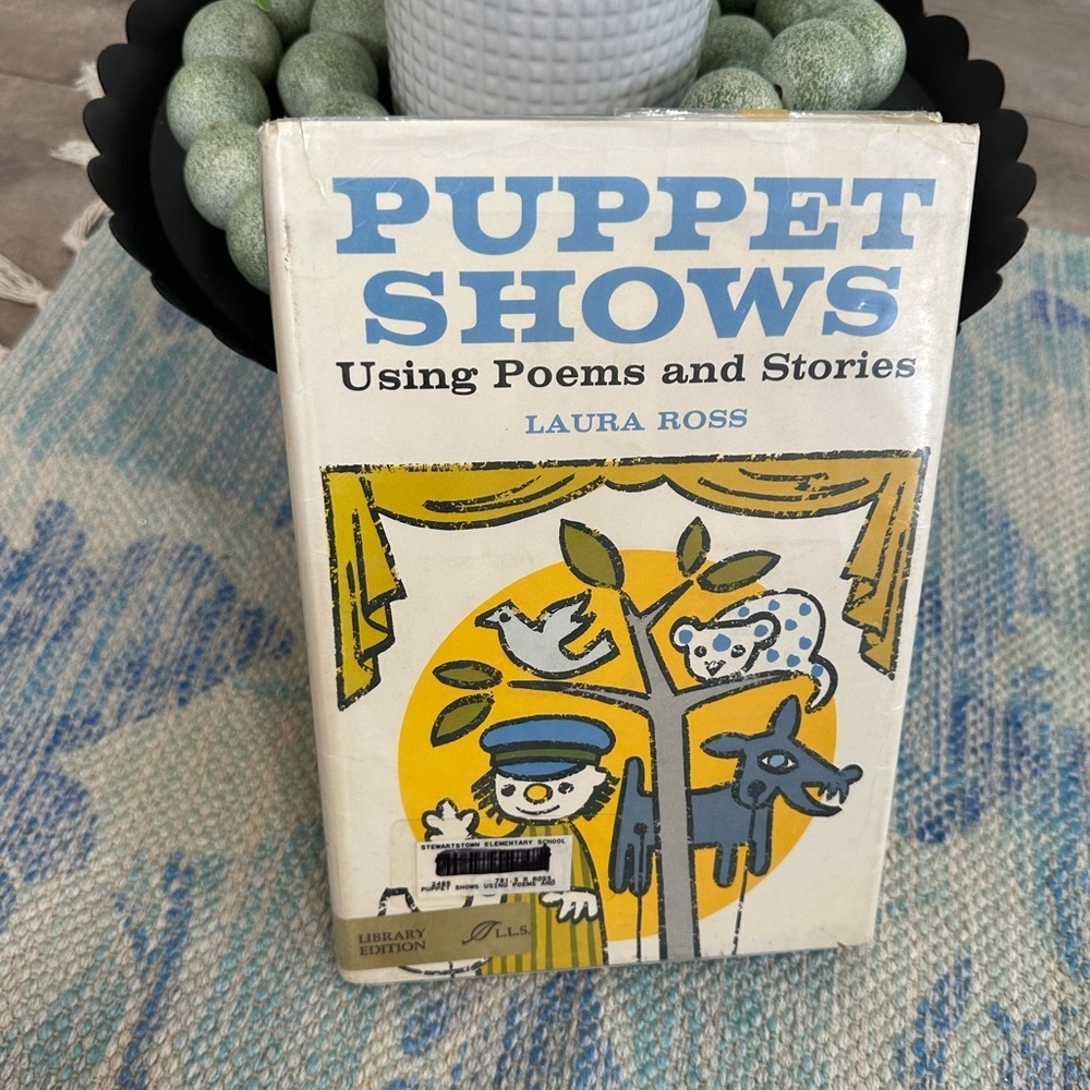 Puppet Shows Book by Laura Ross